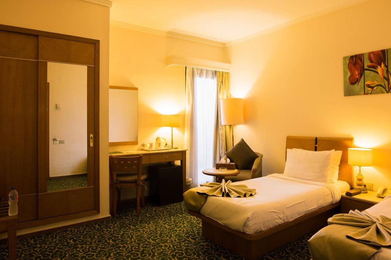 Plaza Hotel Alexandrie Extérieur photo